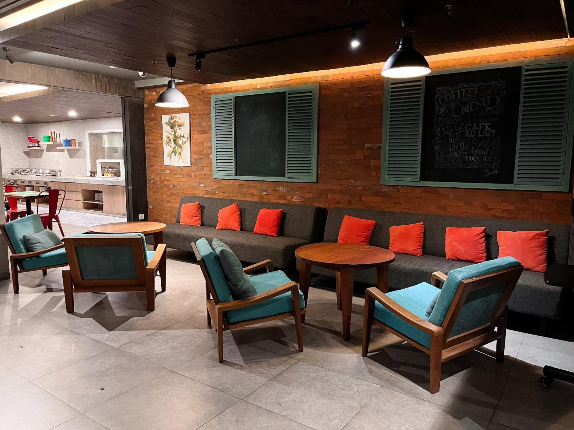 Luminor Hotel Legian Seminyak - Bali Экстерьер фото