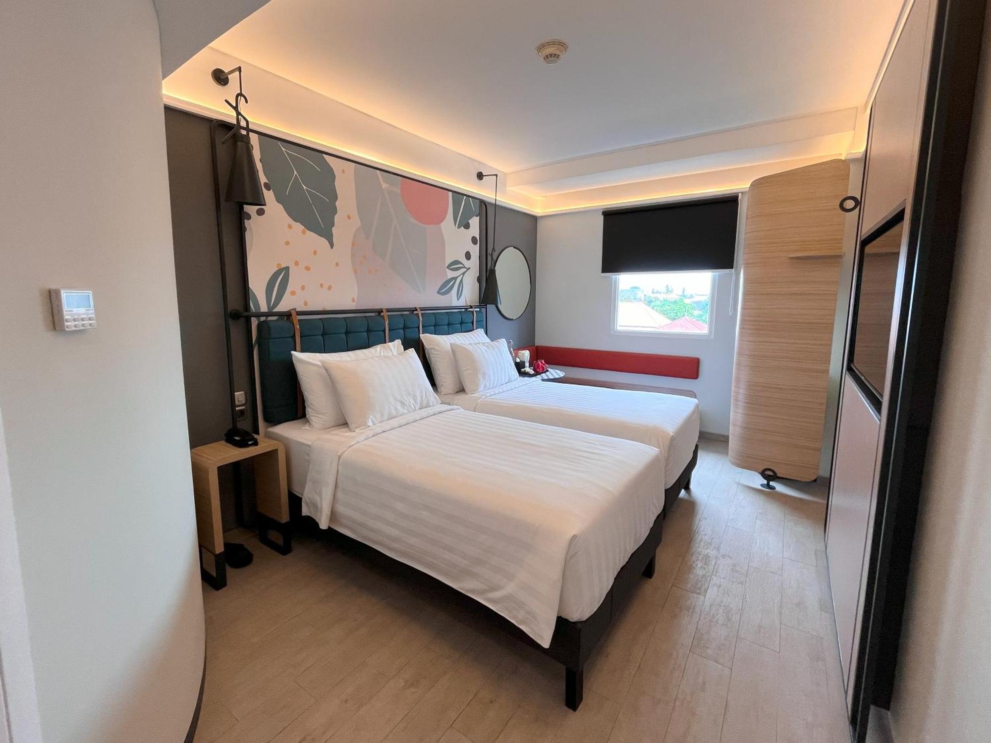 Luminor Hotel Legian Seminyak - Bali Экстерьер фото
