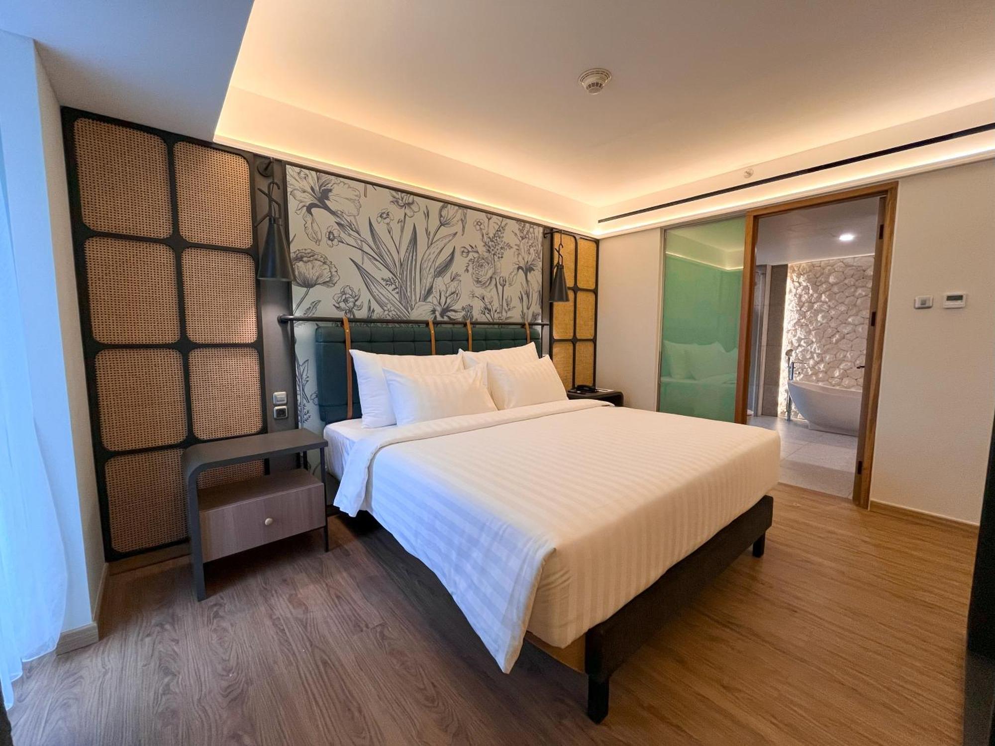 Luminor Hotel Legian Seminyak - Bali Экстерьер фото
