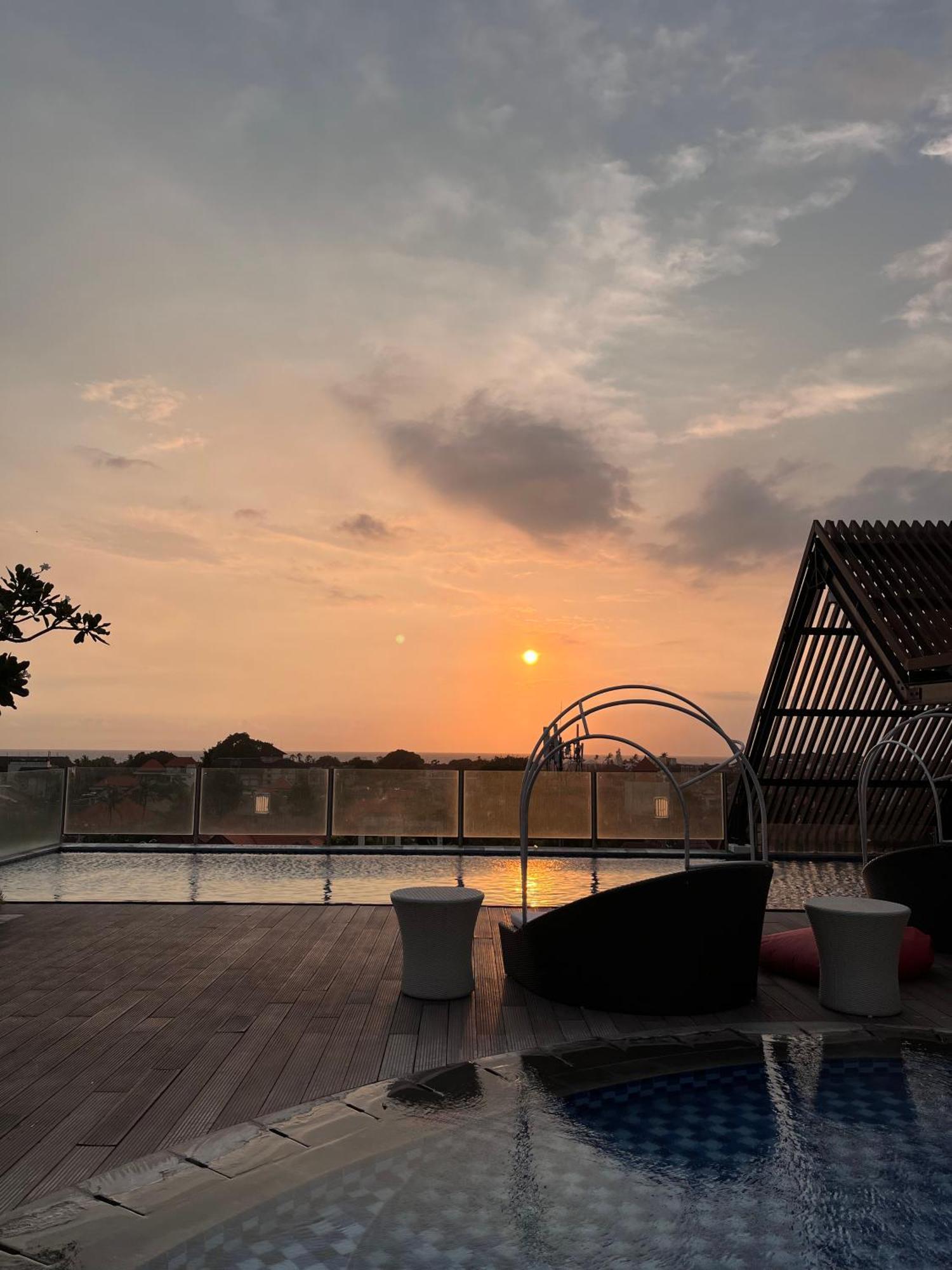 Luminor Hotel Legian Seminyak - Bali Экстерьер фото